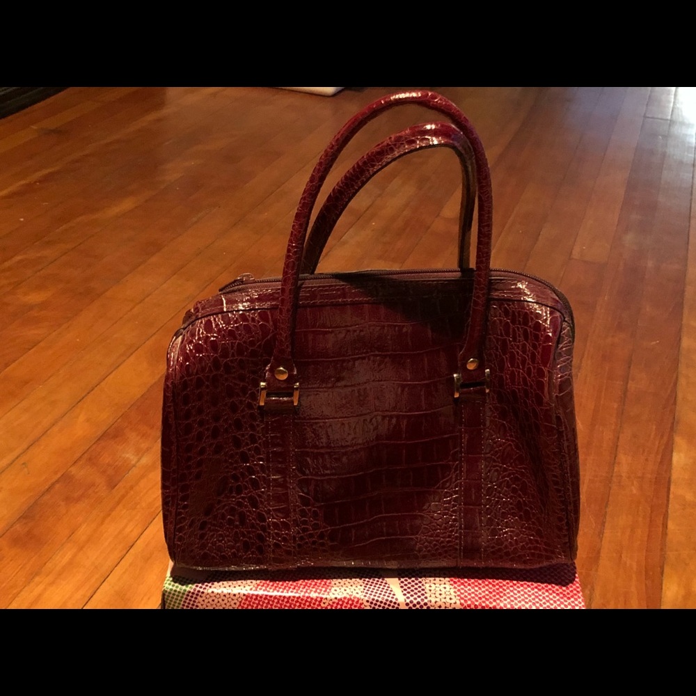 Burgundy Patent leather Handbag